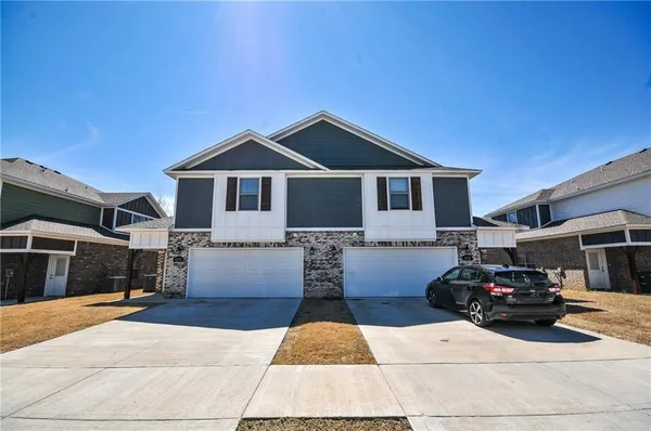 $1,500 | 4153 West Sardinia Way, Fayetteville, AR 72704