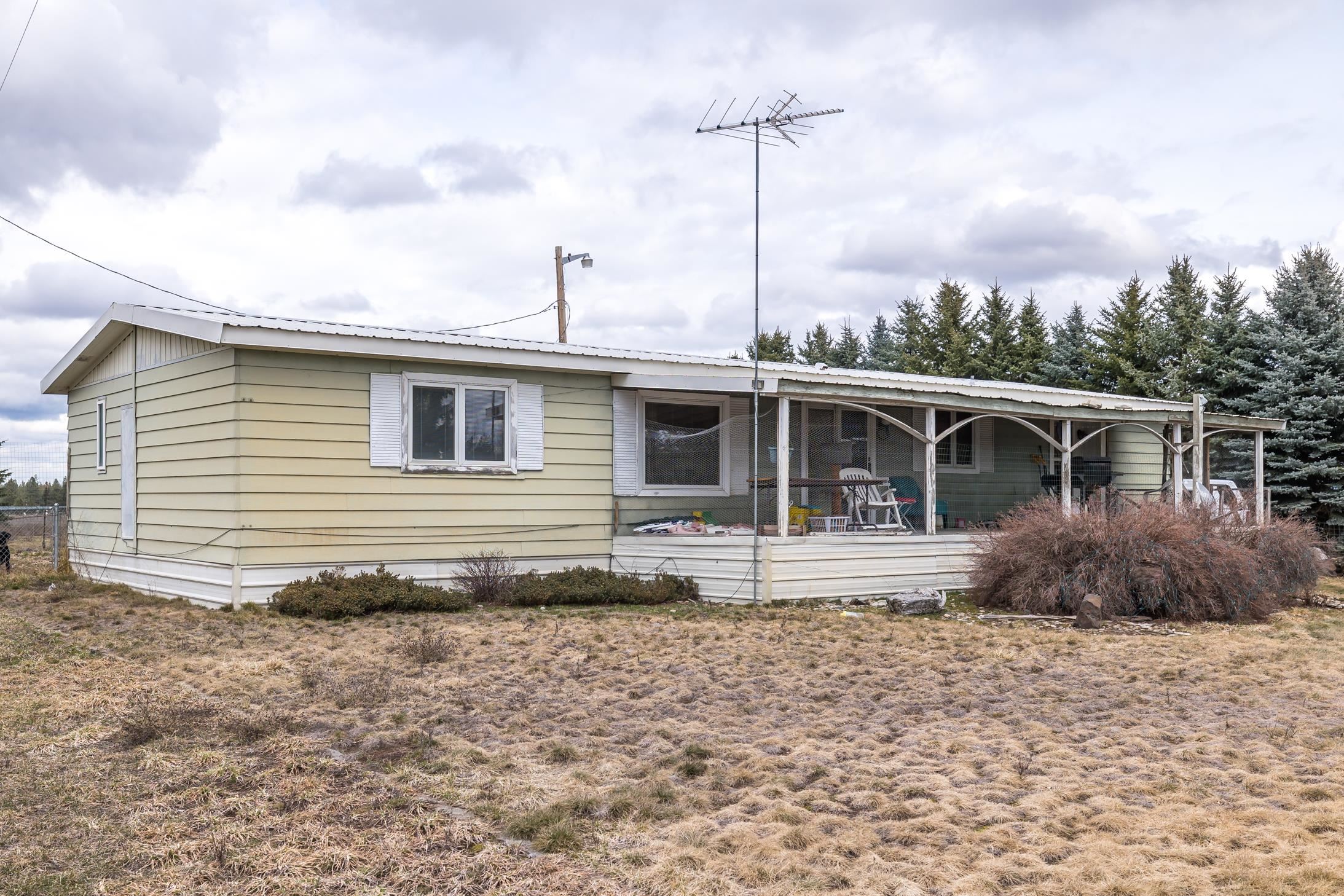 4006 West Staley Road Deer Park, WA 99006 - Photo 2 of 31