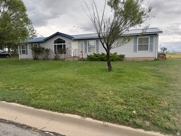 $325,000 | 349 1st Street North, Monticello, UT 84535