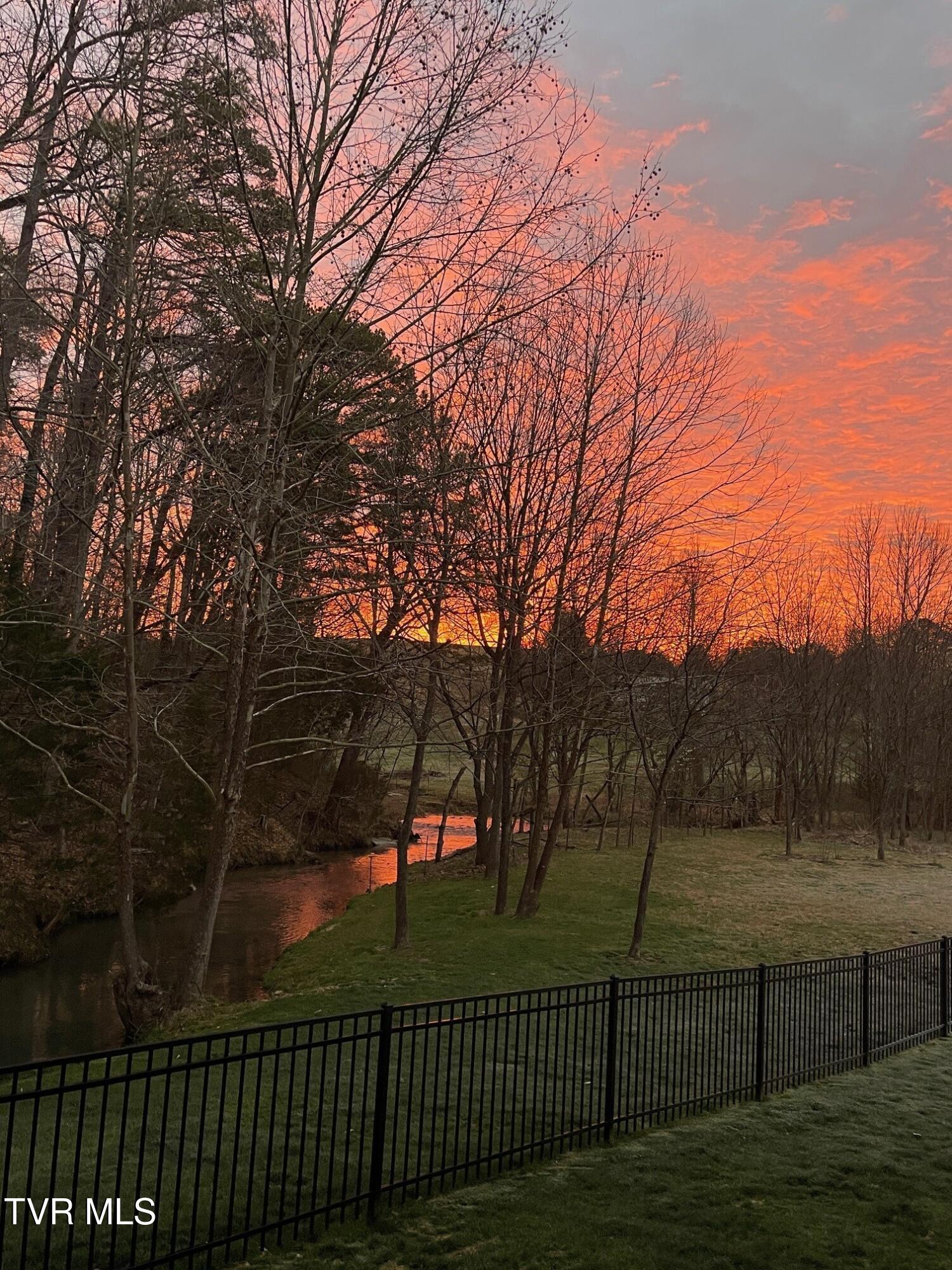 375 Middle Creek Road Afton, TN 37616 - Photo 104 of 119 Sunrise 02