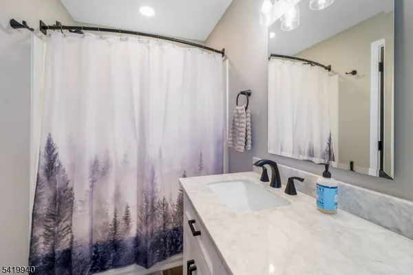 $449,900 | 626 Highway 12, Flemington, NJ 08822