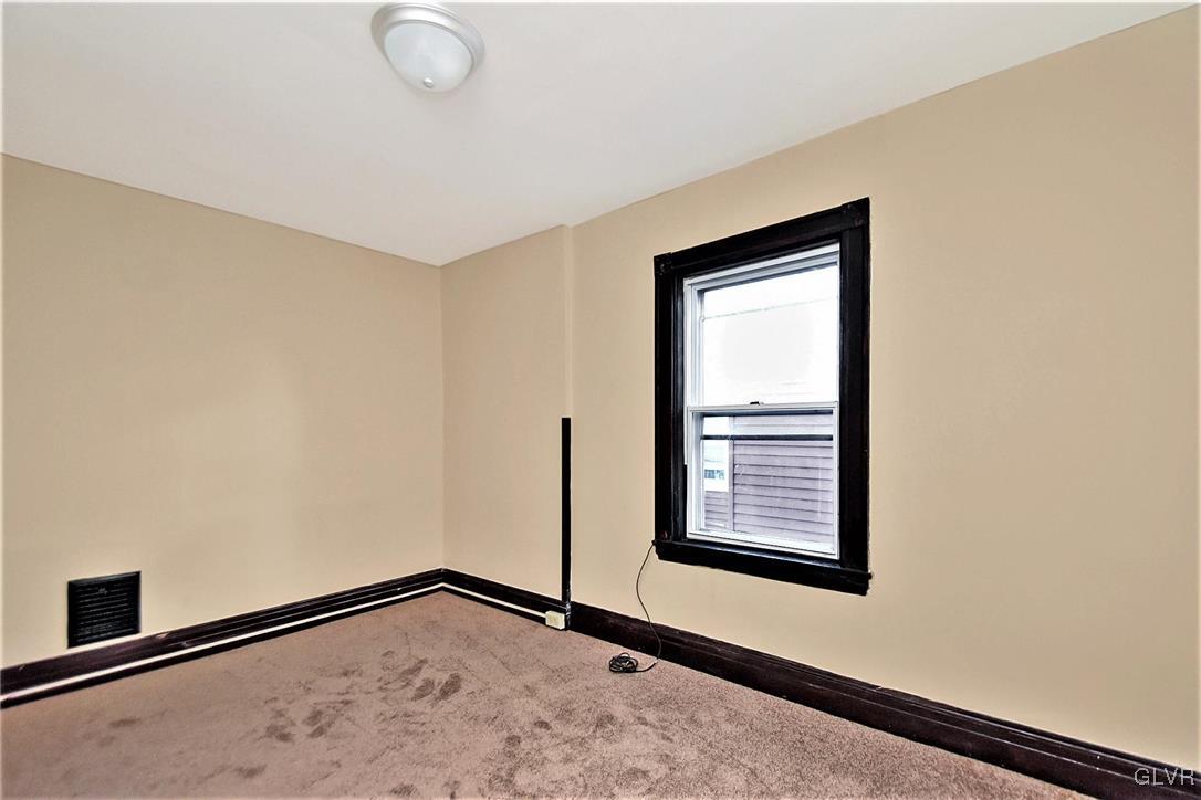 760 Hawthorne Road Bethlehem, PA 18018 - Photo 23 of 30 Gallery Image 23