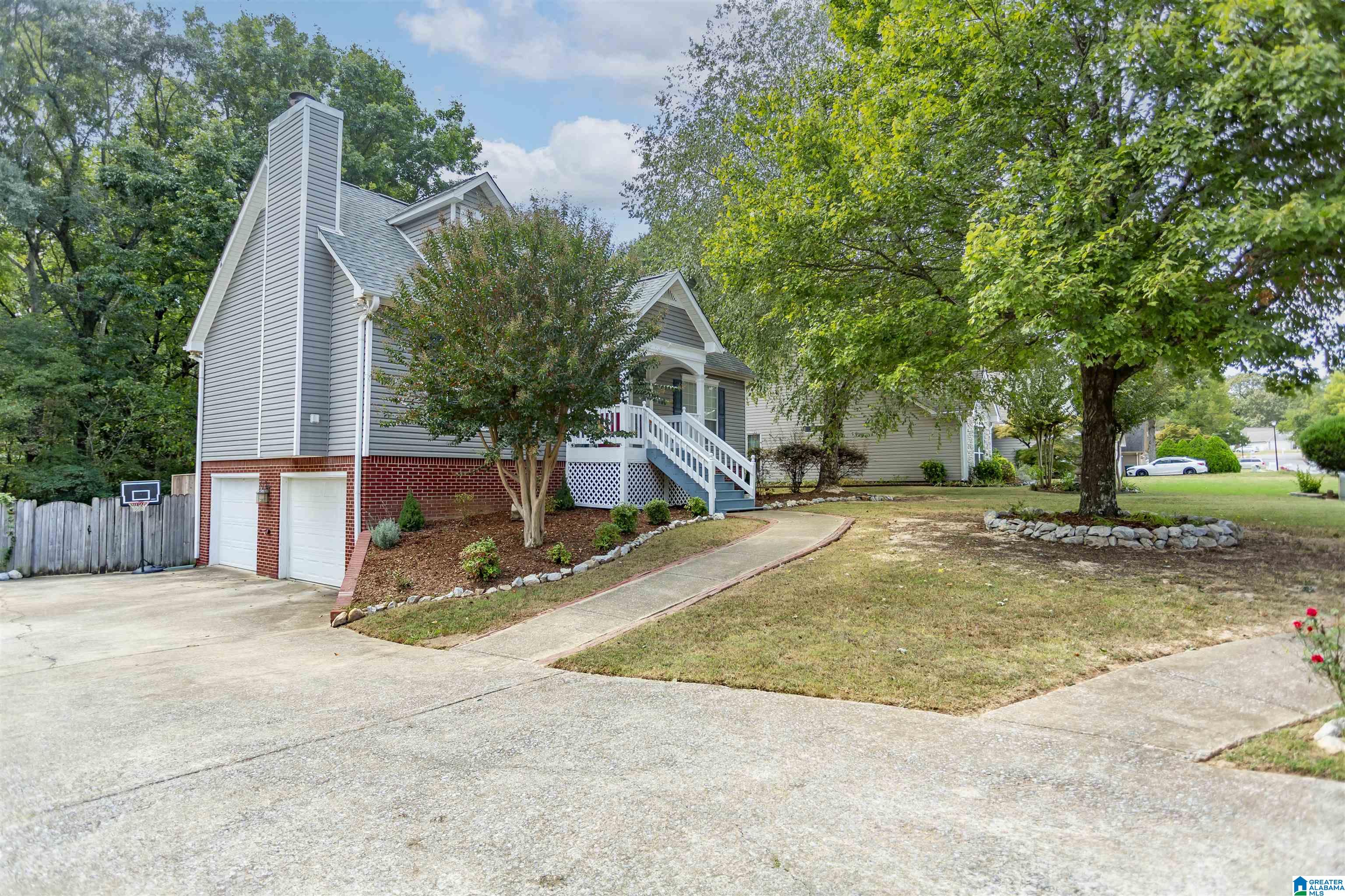 240 Greenfield Lane Alabaster, AL 35007 - Photo 5 of 59