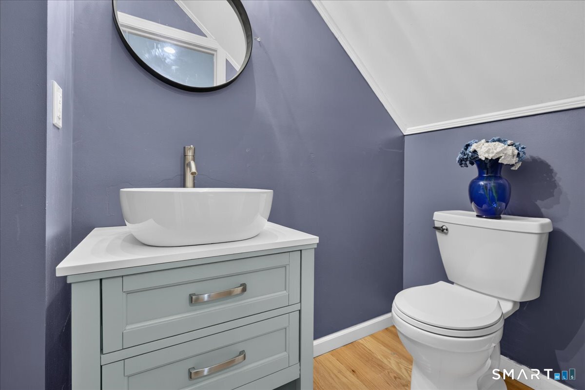 175 Lighthouse Road, Unit B New Haven, CT 06512 - Photo 9 of 19 Gallery Image 9