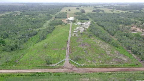 $850,000 | 1230 Old Pearsall Road, Jourdanton, TX 78026