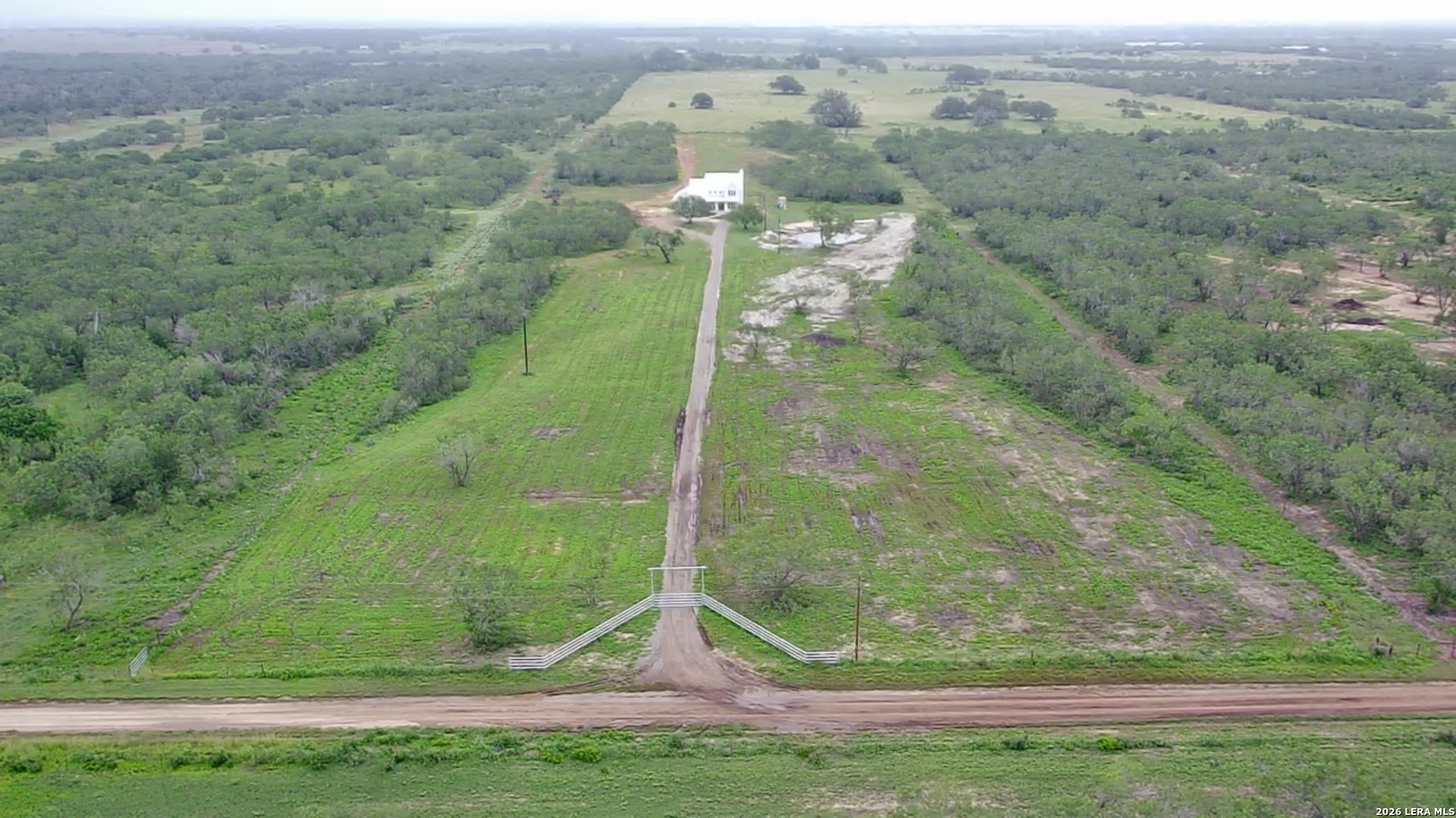 1230 Old Pearsall Road Jourdanton, TX 78026 - Photo 18 of 20