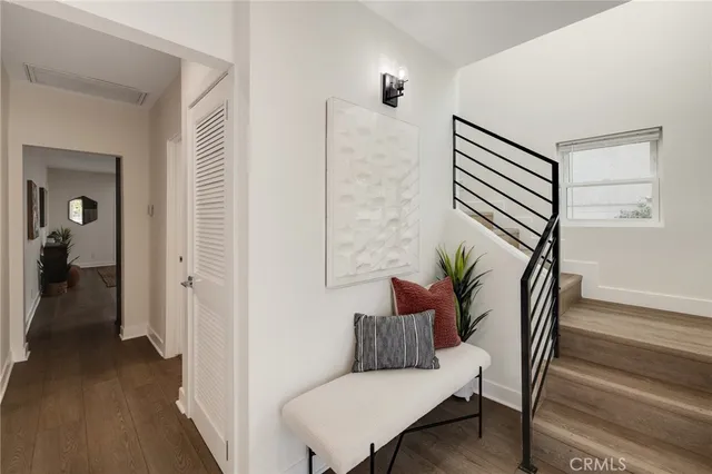 $1,499,000 | 724 San Miguel Avenue, Venice, CA 90291