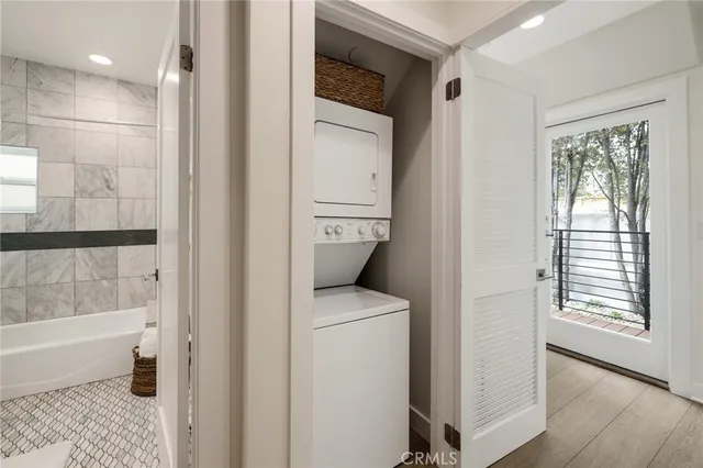 $1,499,000 | 724 San Miguel Avenue, Venice, CA 90291