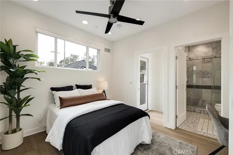 $1,499,000 | 724 San Miguel Avenue, Venice, CA 90291