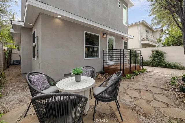 $1,499,000 | 724 San Miguel Avenue, Venice, CA 90291