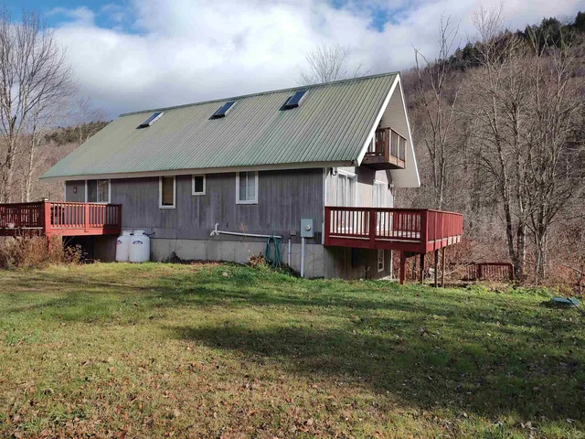 $359,900 | 22 Lemery Road, Braintree, VT 05669
