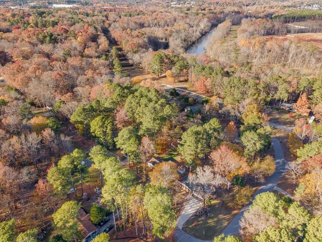 a view of a house with a back yard