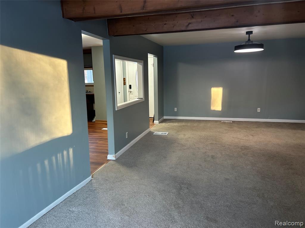 1290 Hunter Road Brighton, MI 48114 - Photo 25 of 43 Gallery Image 25