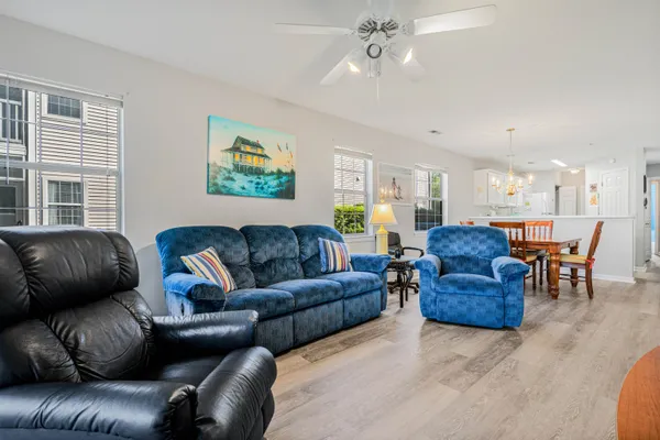 $295,000 | 664 Pinehurst Lane, Unit 24D, Pawleys Island, SC 29585