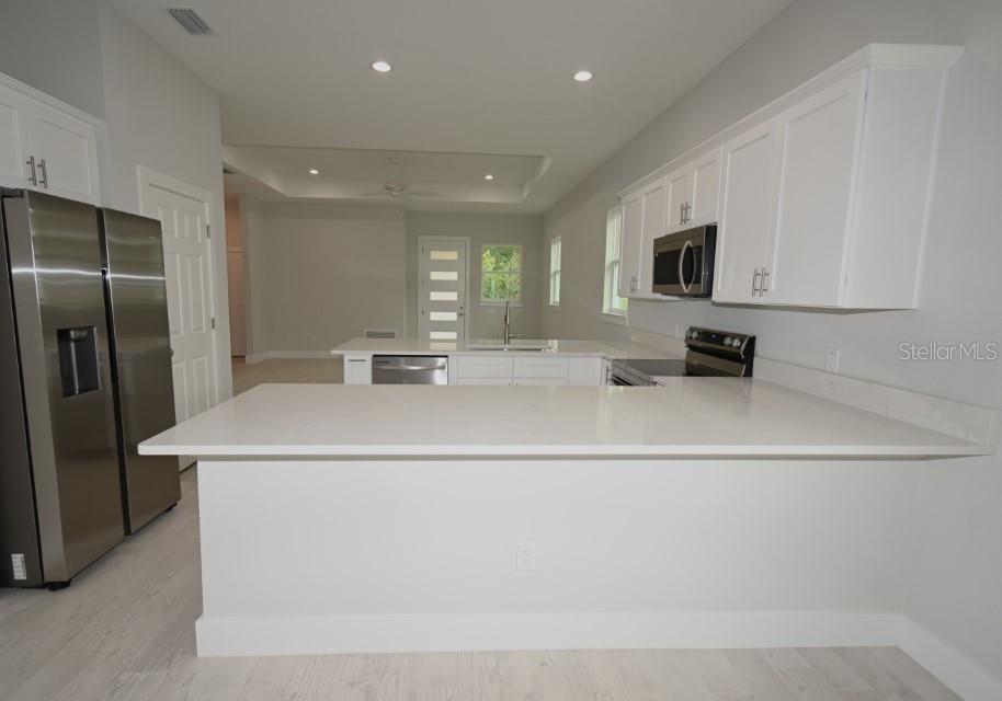 36777 Thomas Jefferson Road Dade City, FL 33525 - Photo 11 of 35