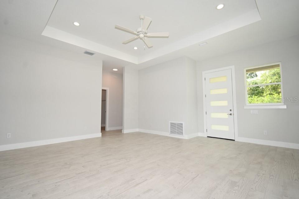 36777 Thomas Jefferson Road Dade City, FL 33525 - Photo 7 of 35