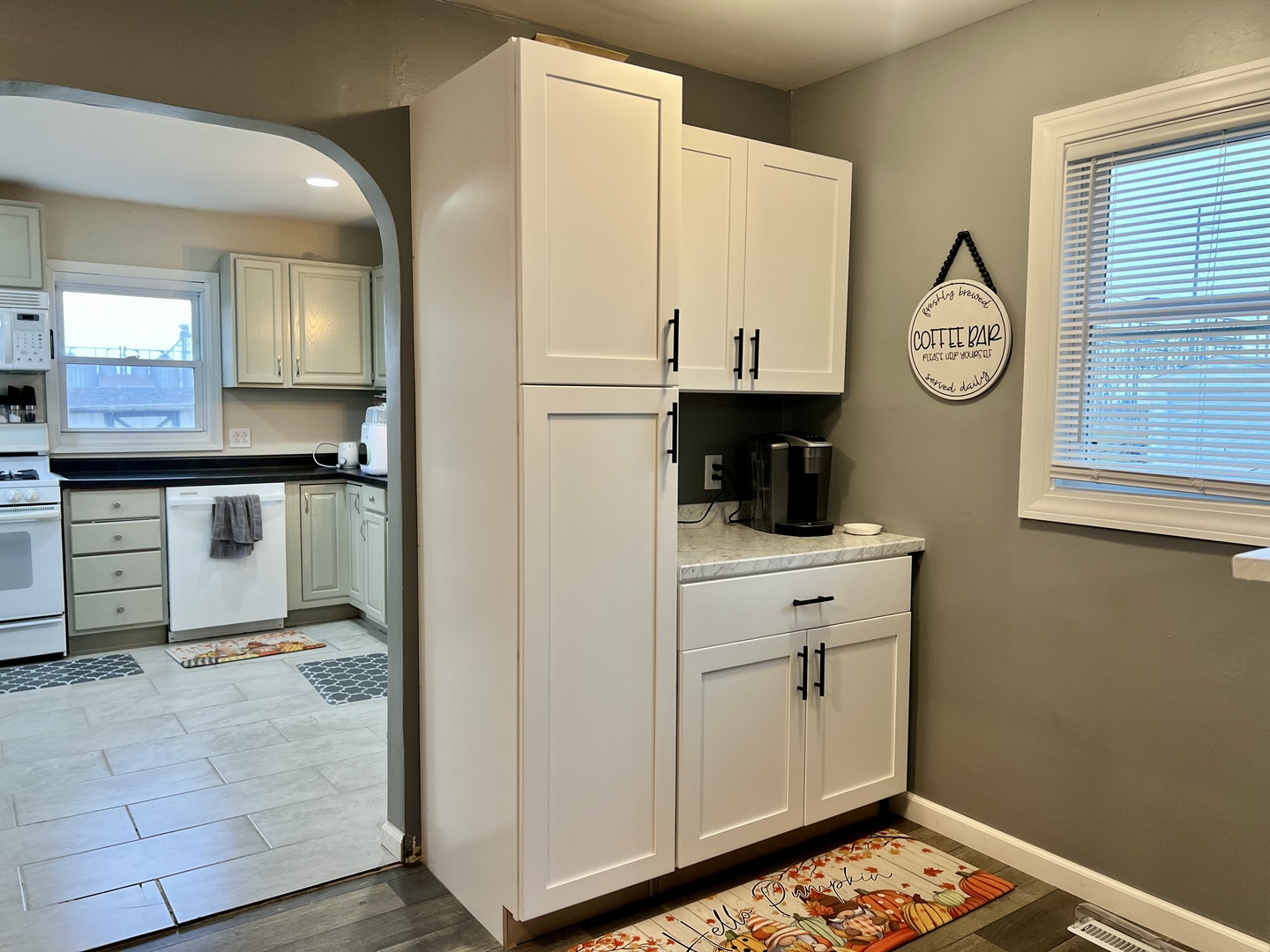 113 Walnut Street Gibson City, IL 60936 - Photo 13 of 33 a view of cabinets with wooden floor