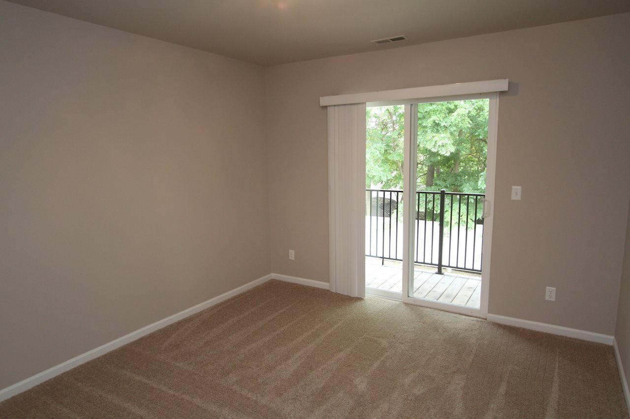 34118 Utica Road Fraser, MI 48026 - Photo 12 of 25 31360426-11.JPG