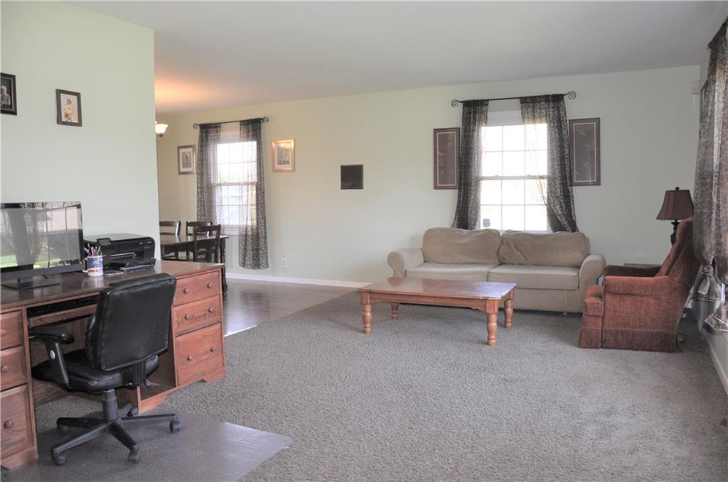 3425 Berkeley Road Anderson, IN 46011 - Photo 3 of 22 Gallery Image 3