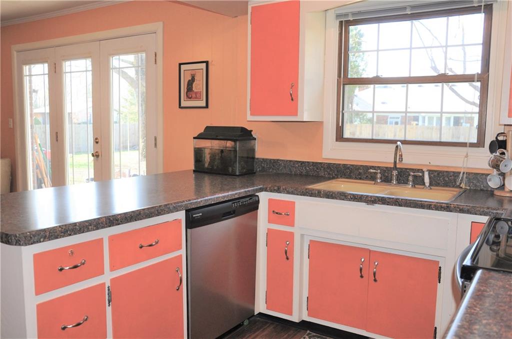 3425 Berkeley Road Anderson, IN 46011 - Photo 5 of 22 Gallery Image 5