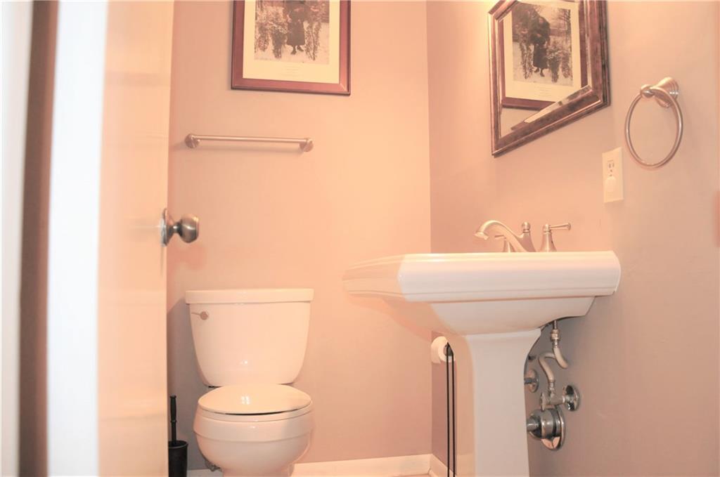 3425 Berkeley Road Anderson, IN 46011 - Photo 10 of 22 Gallery Image 10
