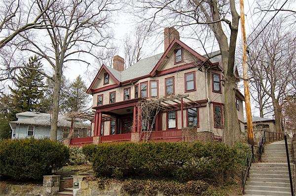 121 Colbourne Crescent Brookline, MA 02445 - Photo 1 of 30 Gallery Image 1