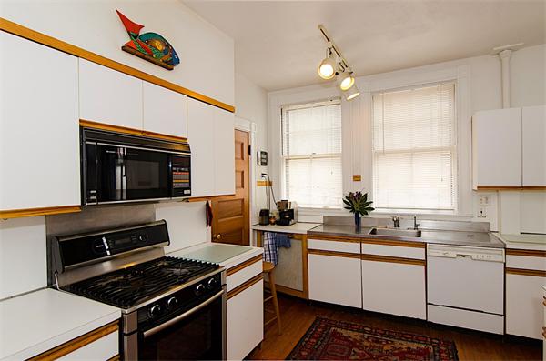 121 Colbourne Crescent Brookline, MA 02445 - Photo 12 of 30 Gallery Image 12
