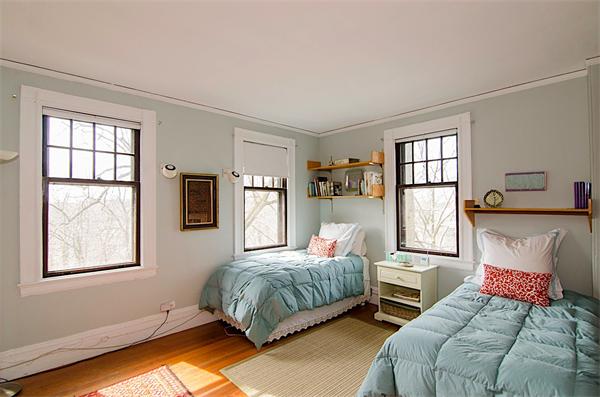 121 Colbourne Crescent Brookline, MA 02445 - Photo 19 of 30 Gallery Image 19