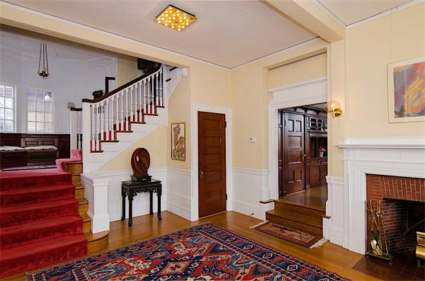 121 Colbourne Crescent Brookline, MA 02445 - Photo 5 of 30 Gallery Image 5