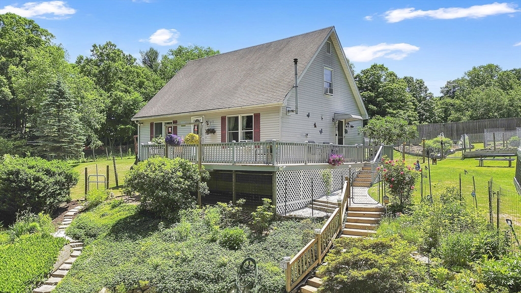 55 Southampton Road Westhampton, MA 01027 - Photo 2 of 38