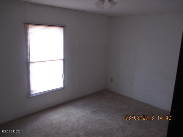 132 North Irvington Road Centralia, IL 62801 - Photo 5 of 17 Gallery Image 5