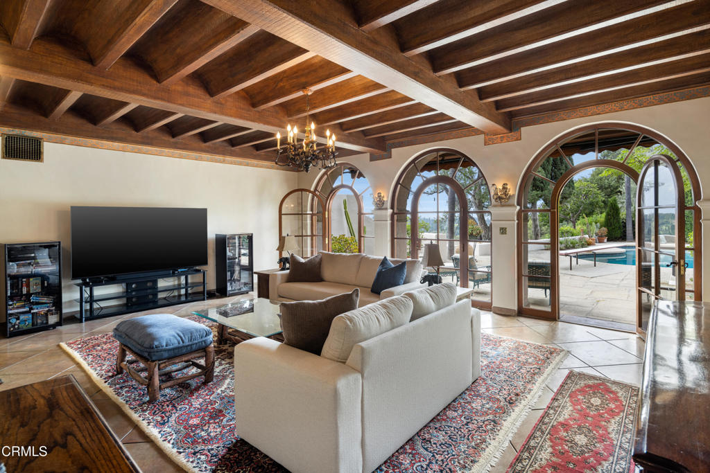 262 South San Rafael Avenue Pasadena, CA 91105 - Photo 41 of 49 33