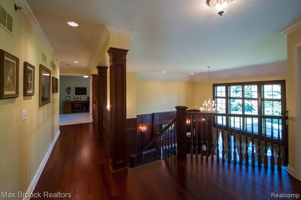 565 Sheldon Court Rochester, MI 48306 - Photo 38 of 75 231DSC_2295.jpg