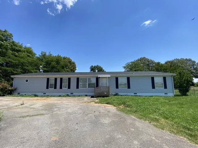 $1,750 | 8505 Highway 41, Adams, TN 37010