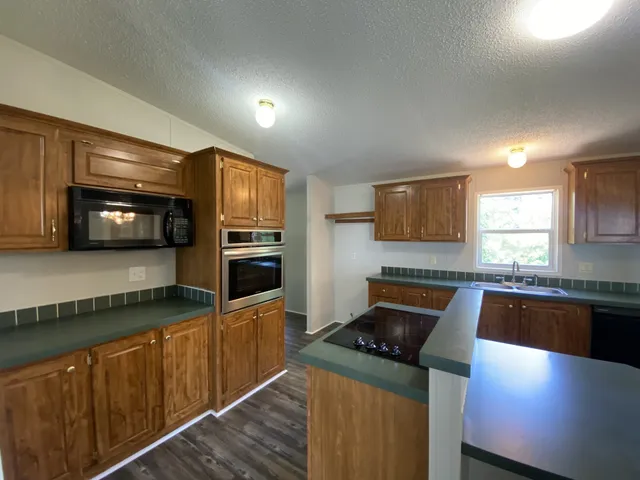 $1,750 | 8505 Highway 41, Adams, TN 37010