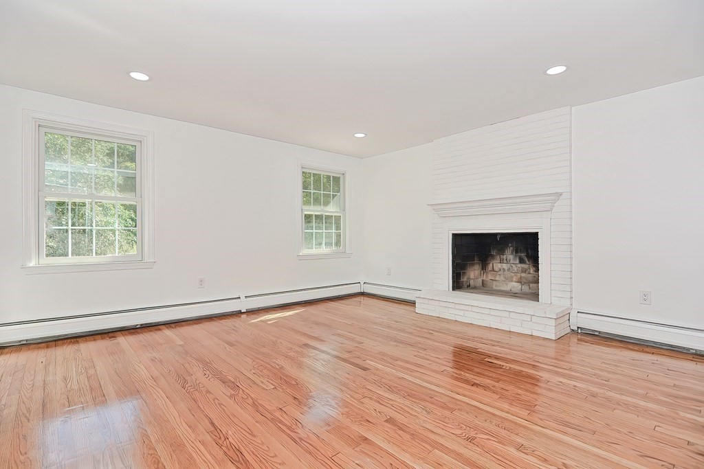 7 Hickory Ridge Road Rehoboth, MA 02769 - Photo 12 of 41 Gallery Image 12