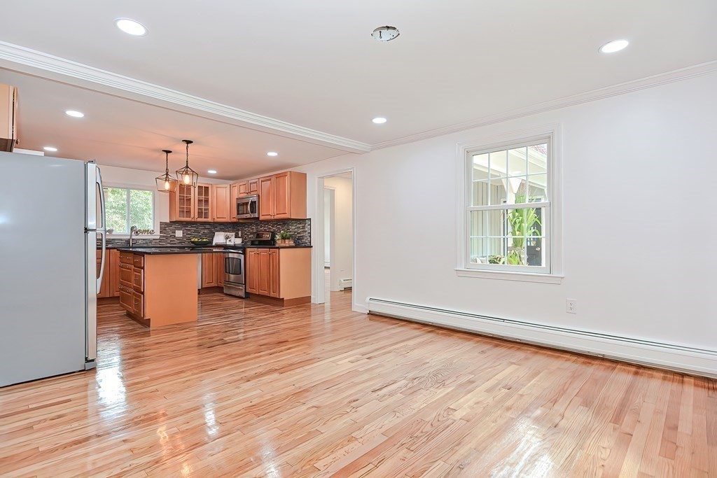 7 Hickory Ridge Road Rehoboth, MA 02769 - Photo 16 of 41 Gallery Image 16