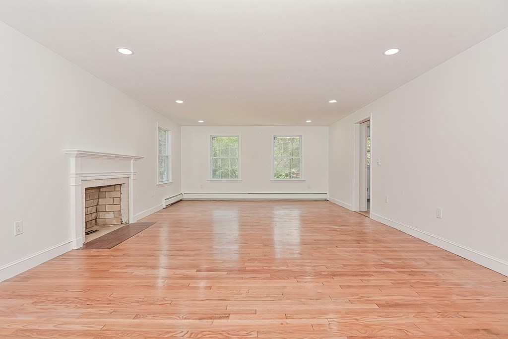 7 Hickory Ridge Road Rehoboth, MA 02769 - Photo 20 of 41 Gallery Image 20