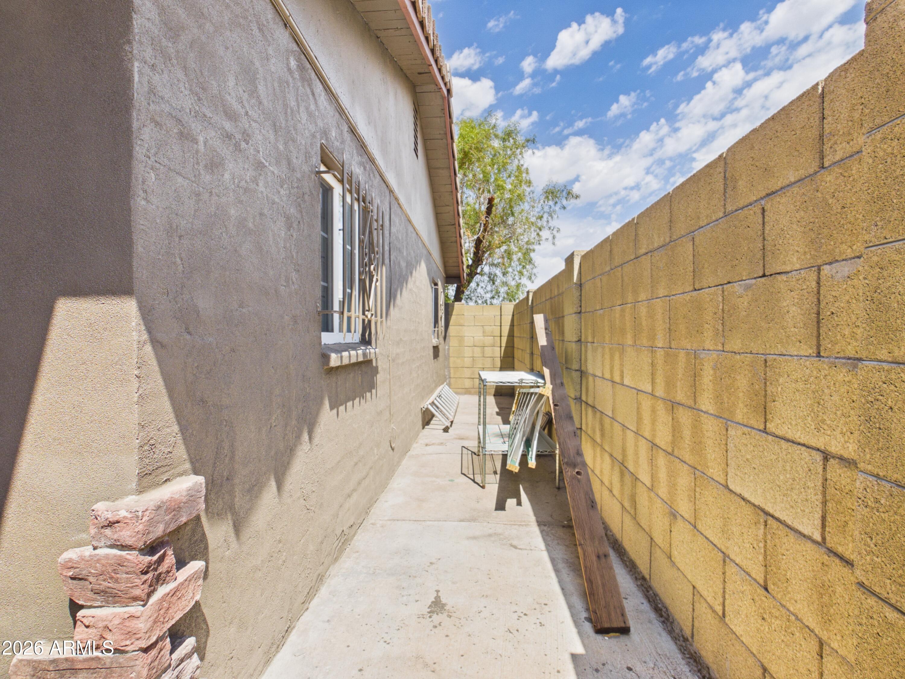 1201 East Griswold Road Phoenix, AZ 85020 - Photo 34 of 35 CAM04435G0-PR0023-STILL034