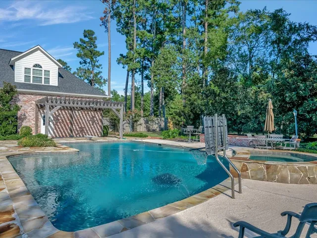 a view of a house with garden