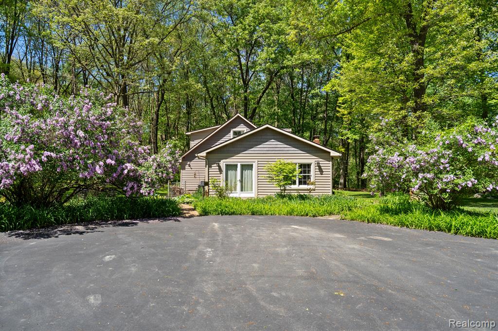7630 Dilley Road Davisburg, MI 48350 - Photo 36 of 41