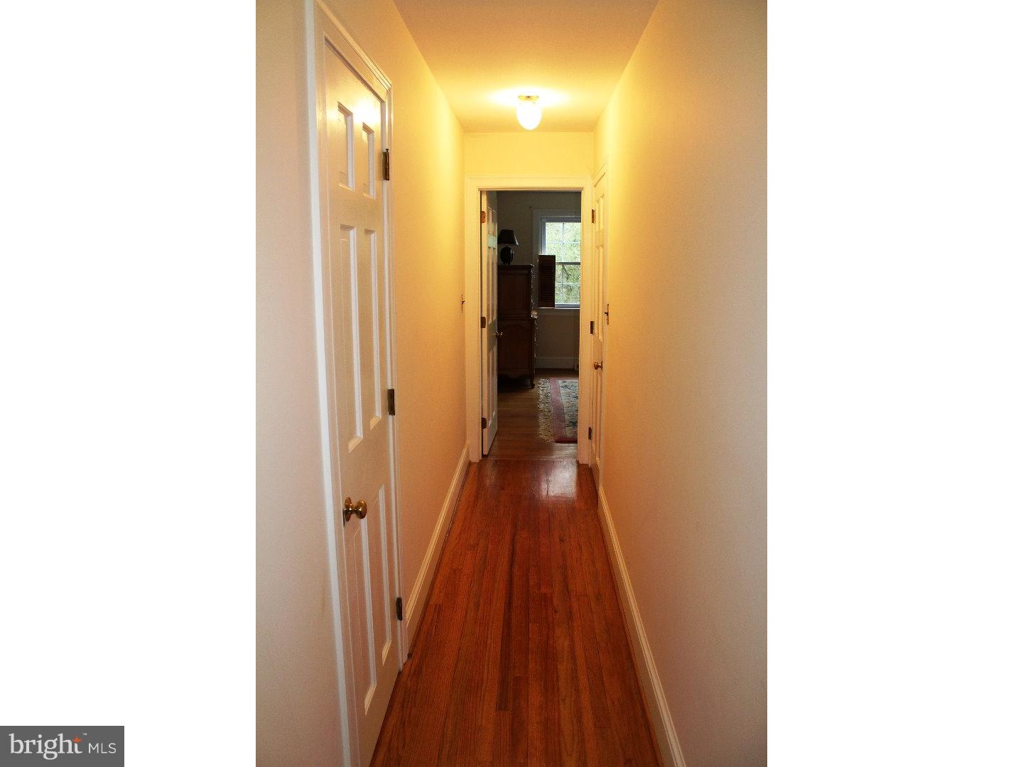 3 Bridleshire Road Newark, DE 19711 - Photo 14 of 25 Hallway