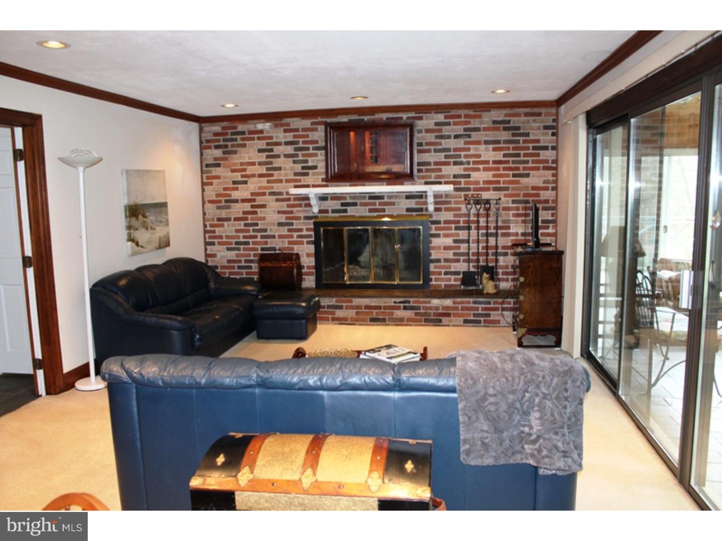 3 Bridleshire Road Newark, DE 19711 - Photo 8 of 25 Family Room