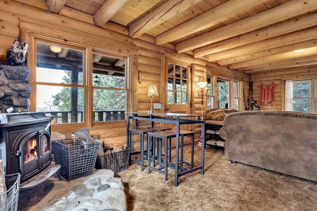 $490,000 | 25121 Pine Cove Road, Idyllwild, CA 92549