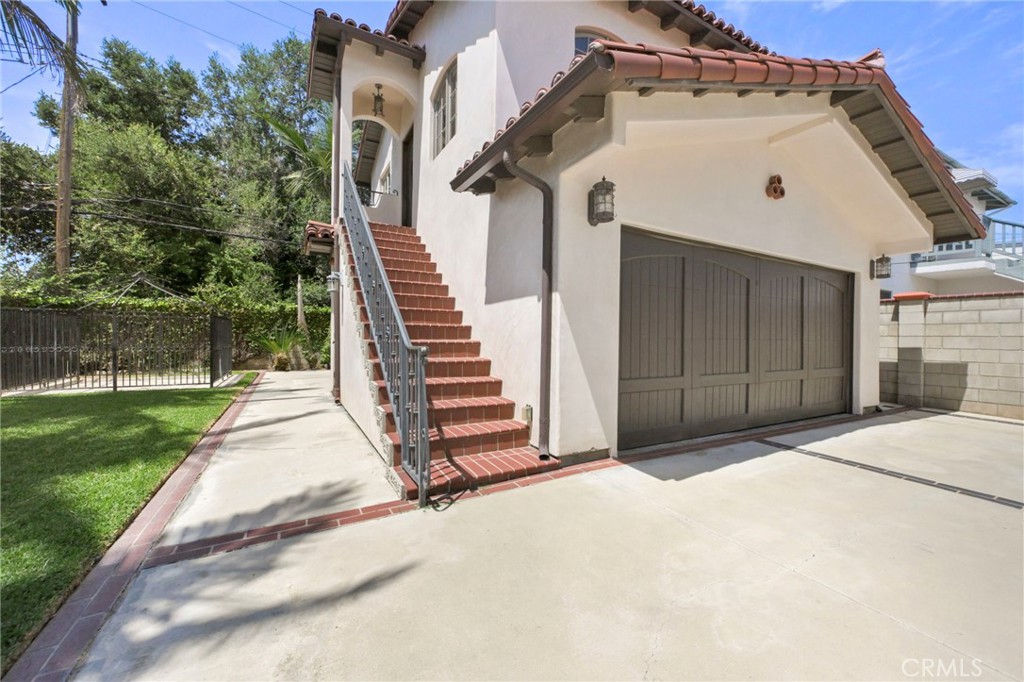 33 Elm Street Alhambra, CA 91801 - Photo 23 of 31