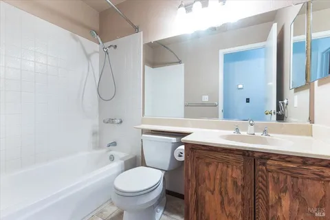 $739,000 | 106 Crickett Court, Windsor, CA 95492