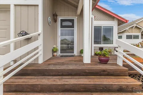 $739,000 | 106 Crickett Court, Windsor, CA 95492