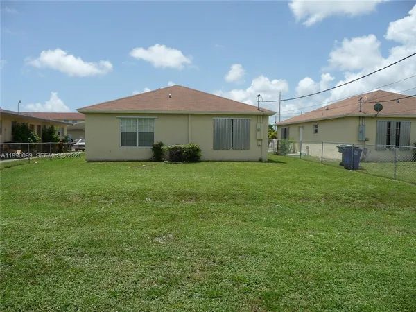 a view of a yard of a house