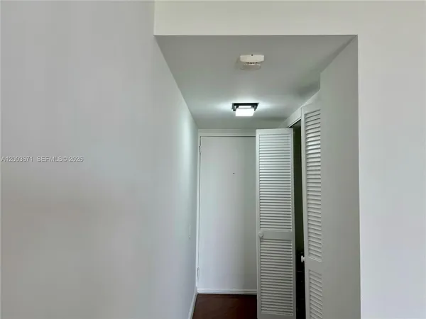 $2,300 | 2020 Northeast 135th Street, Unit 810, North Miami, FL 33181