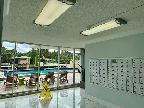 $2,300 | 2020 Northeast 135th Street, Unit 810, North Miami, FL 33181